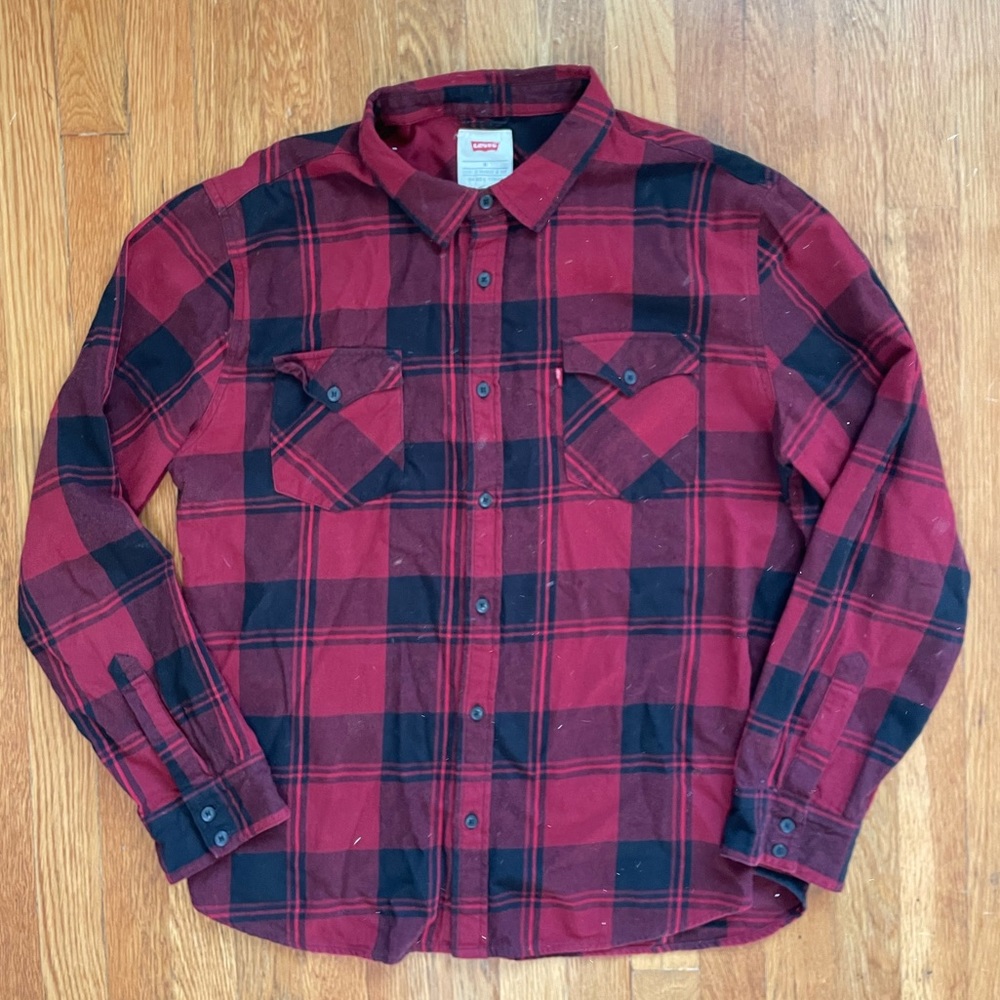 Levi’s flannel shirt